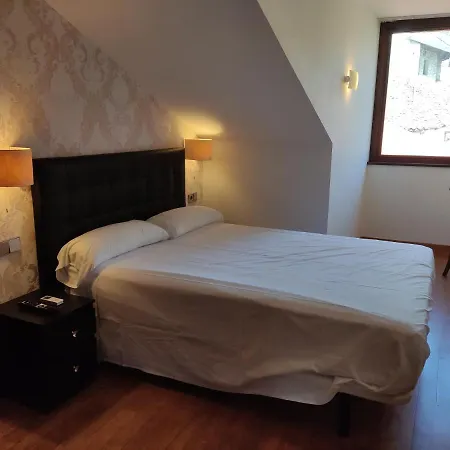 Nap Palacio Marques De San Esteban Фигаредо